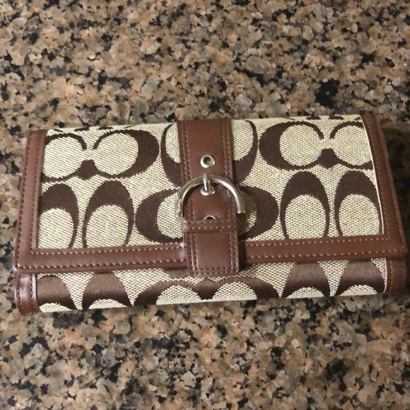 Coach Handbags - Coach Wallet